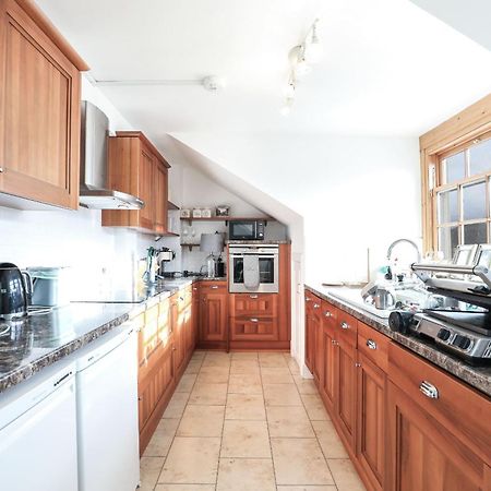 Luxury 3 Bed Royal Mile Apartment إدنبرة المظهر الخارجي الصورة