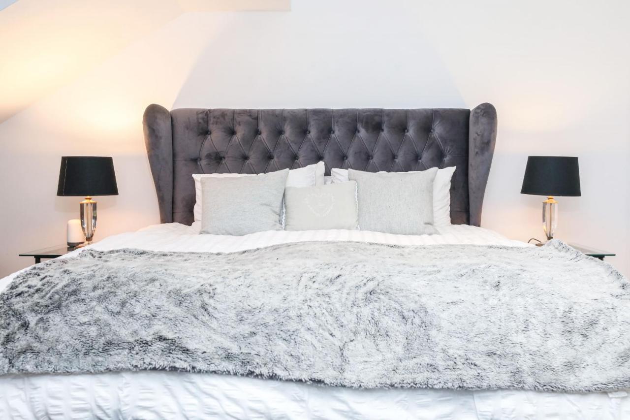 Luxury 3 Bed Royal Mile Apartment إدنبرة المظهر الخارجي الصورة