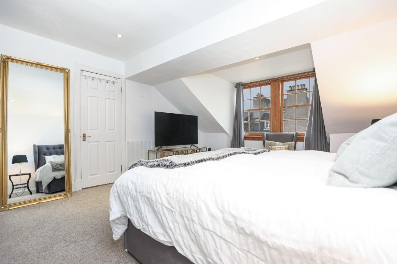 Luxury 3 Bed Royal Mile Apartment إدنبرة المظهر الخارجي الصورة