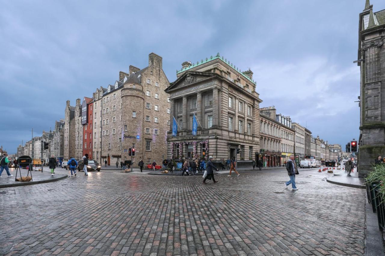 Luxury 3 Bed Royal Mile Apartment إدنبرة المظهر الخارجي الصورة